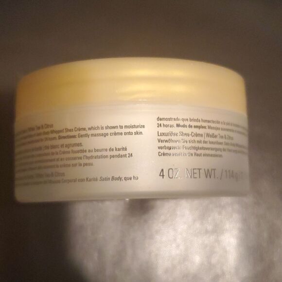 MARY KAY White Tea &  Citrus Satin Body Cream - 4 Oz. - Picture 3 of 4